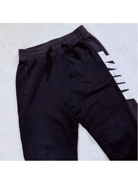 Boys Nike Black & Gray Standard Fit Sweatpants Side Logo XL